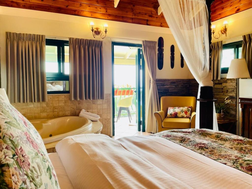 Out Of Africa Lodge Had Nes